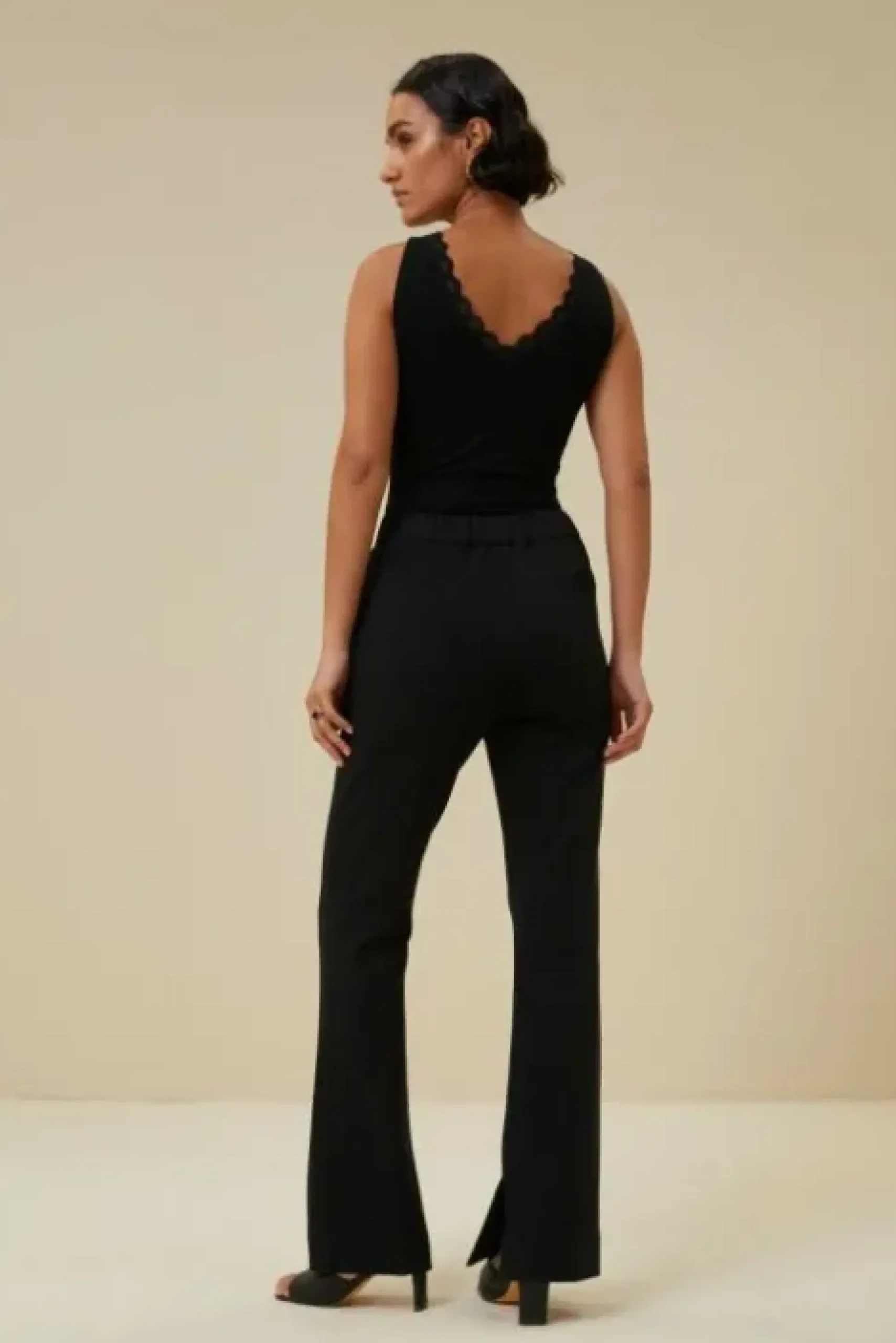By bar Tops & T-shirts<lace singlet | black