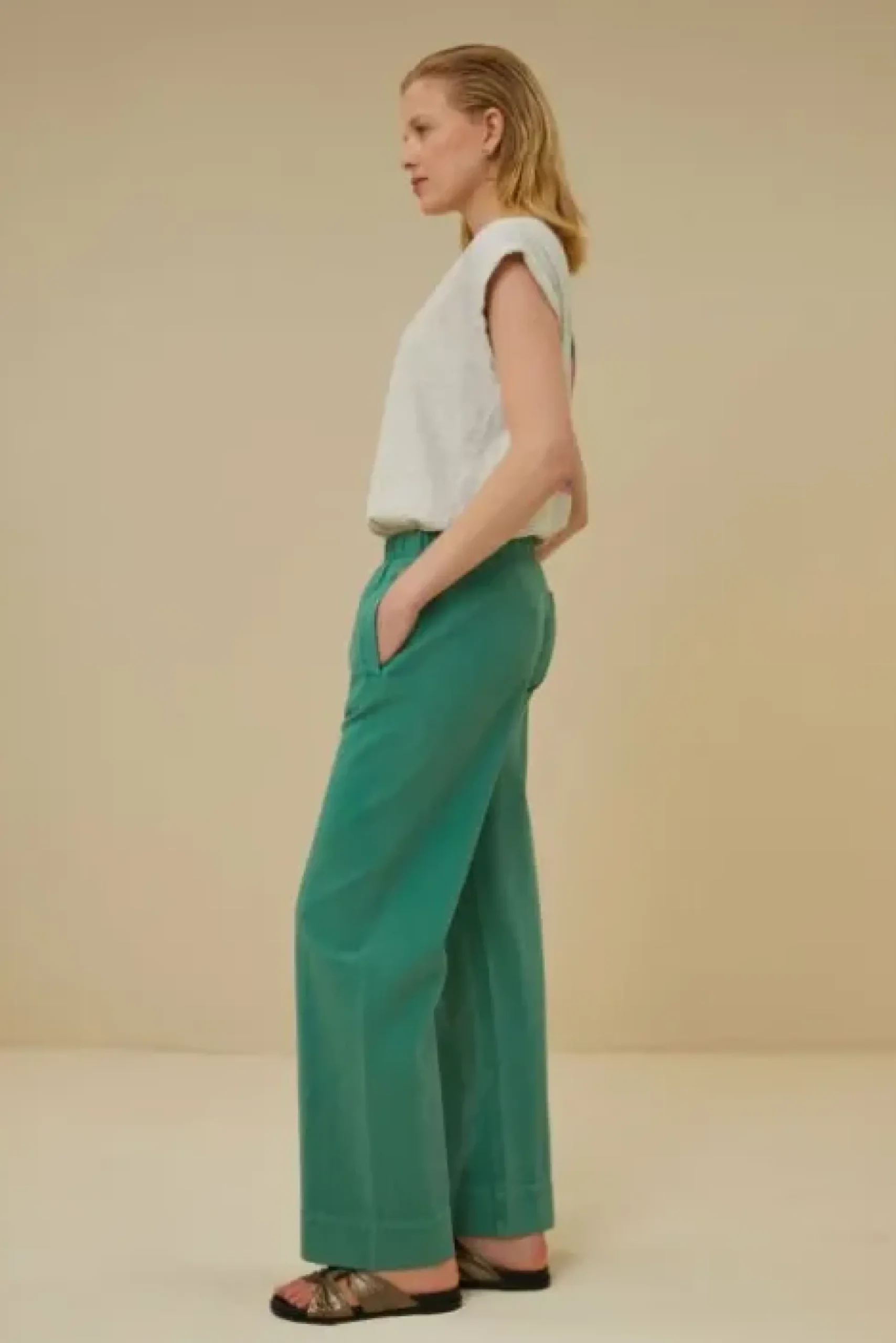 By bar Pantalon<mees twill pant | aloe vera