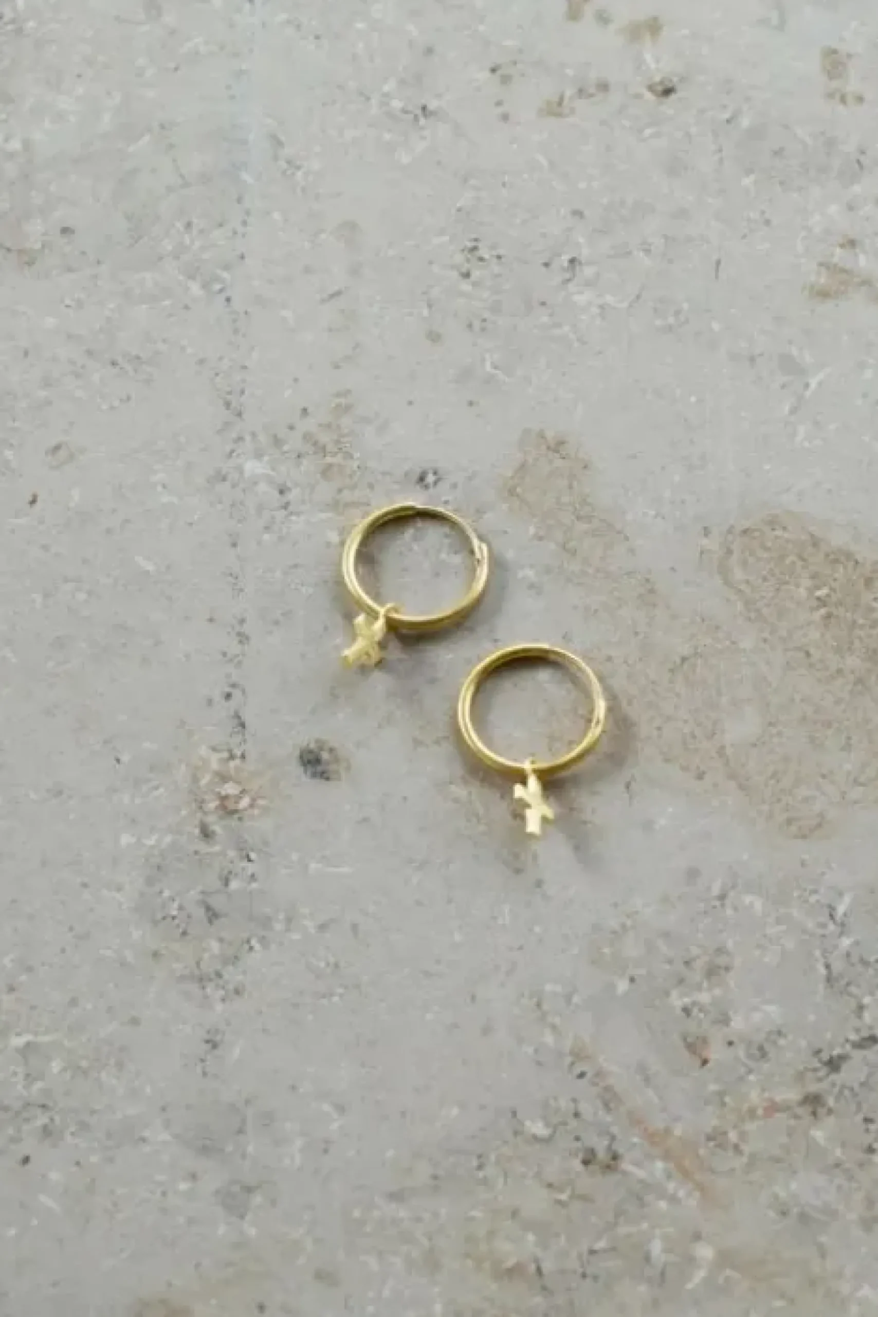 By bar Boucles D'oreilles<PD cross round earring | gold