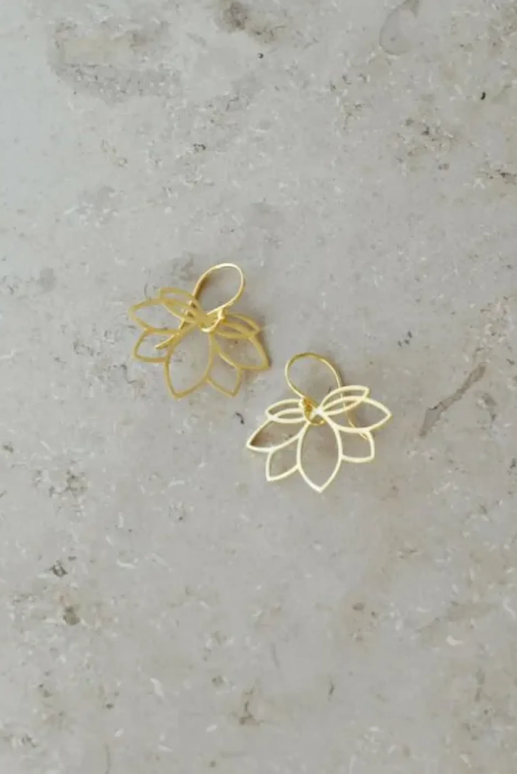 By bar Boucles D'oreilles|Bijoux<pd lotus earring | gold