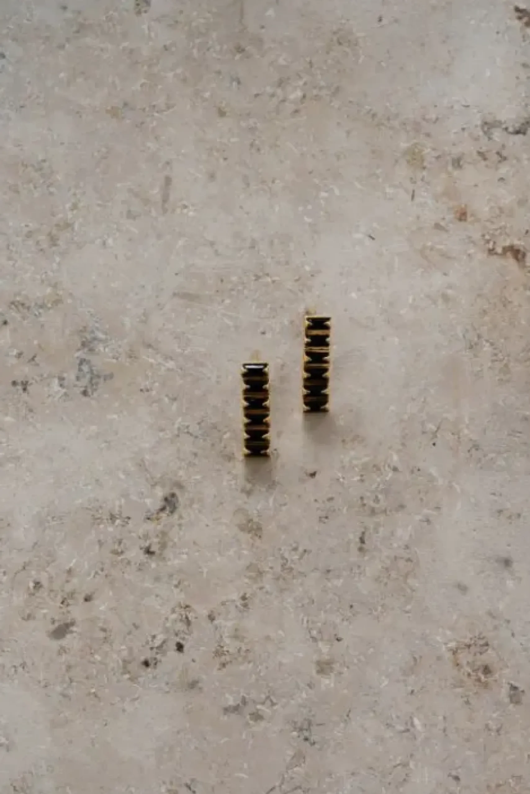 By bar Boucles D'oreilles<strass earring | black